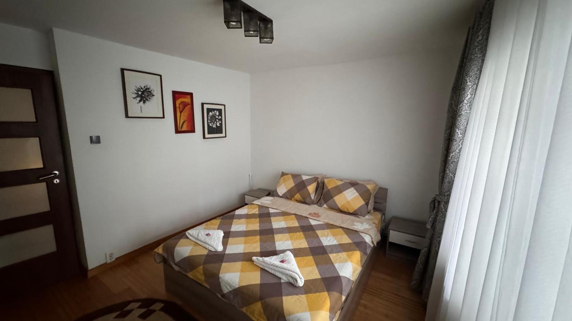 Apartament 3 Camere Otopeni Kültér fotó